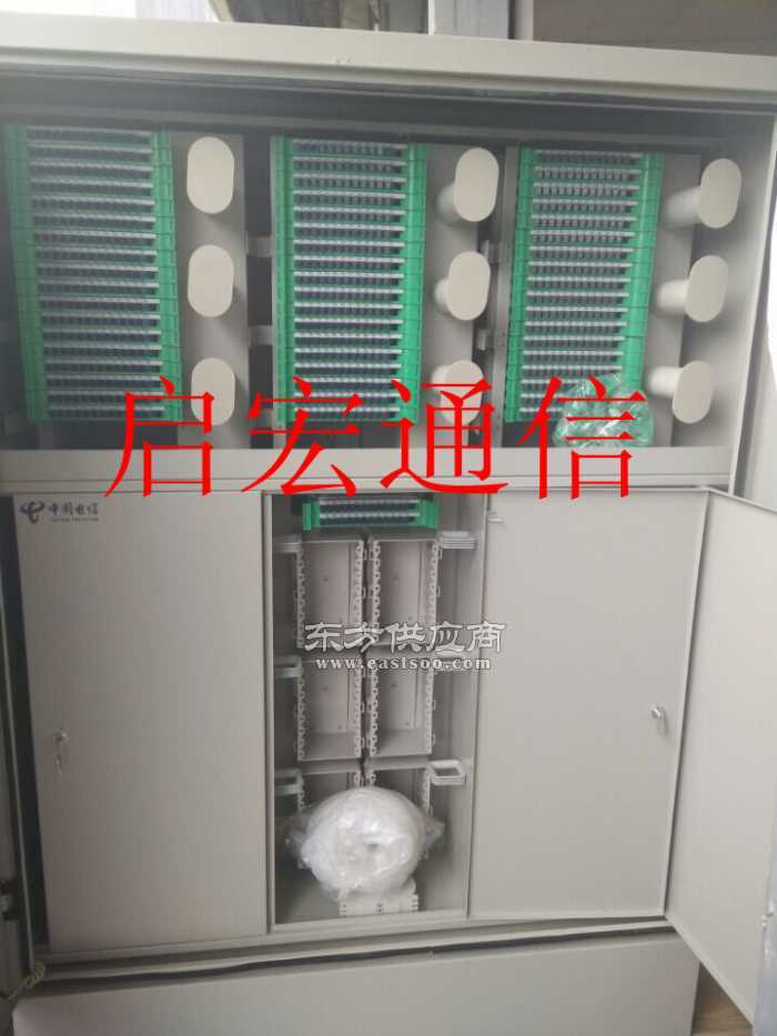 720芯三網(wǎng)合一光纜交接箱 高效連接與銷(xiāo)售公司圖片解析
